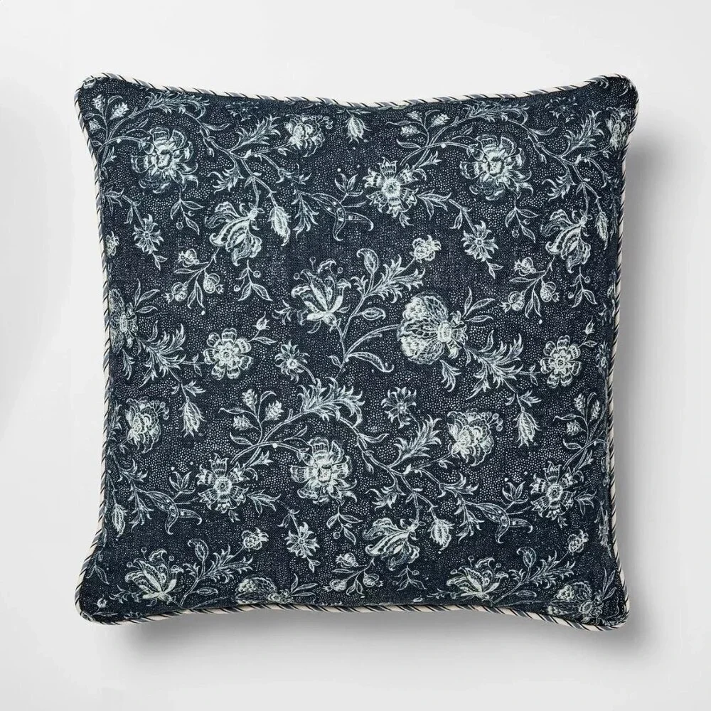 Square All Over‎ Floral Navy Pillow 20